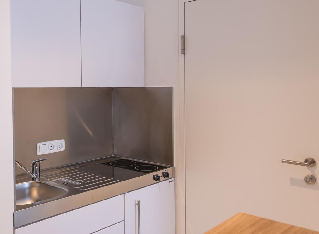 24/7 Zimmer Asten Buitenkant foto