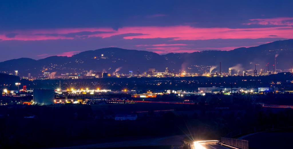 24/7 Zimmer Asten Buitenkant foto